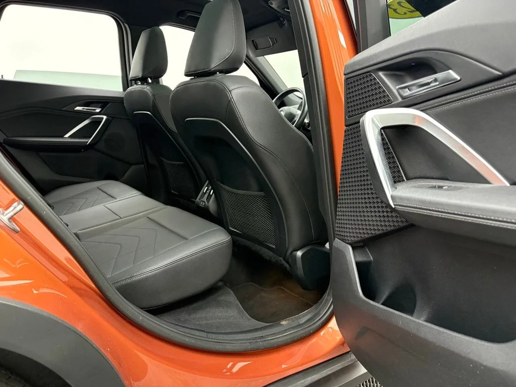 Used 2023 Utah Orange Metallic BMW xDrive28i image 37