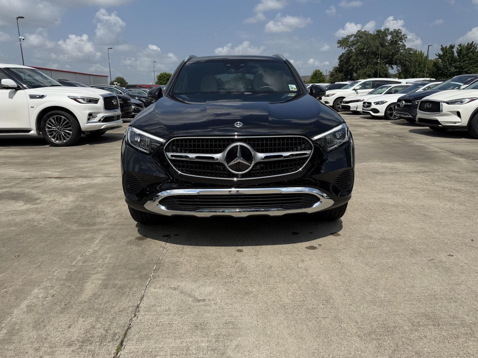 Certified Used 2026 Black Mercedes-Benz GLC 300 image 2
