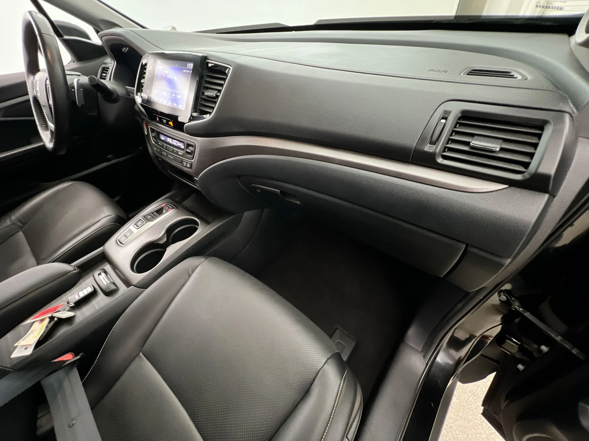 Used 2023 Black Honda RTL image 13
