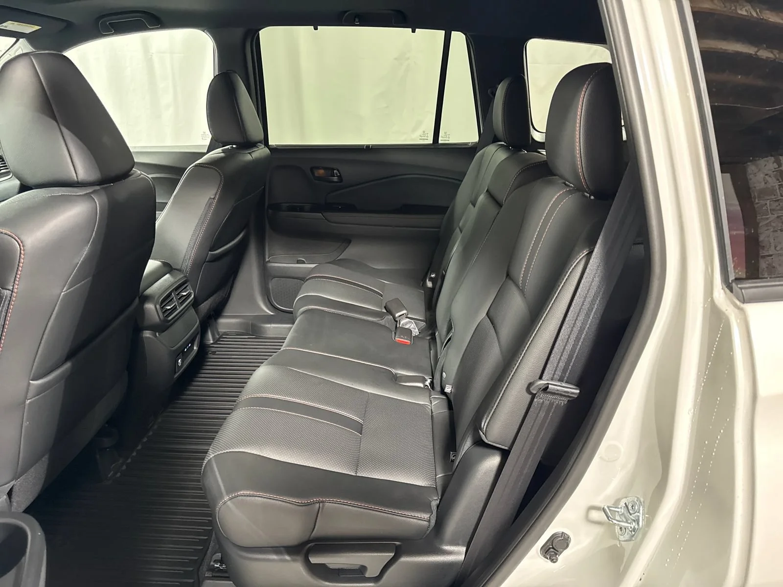 2025 Honda Passport TrailSport - Photo 30