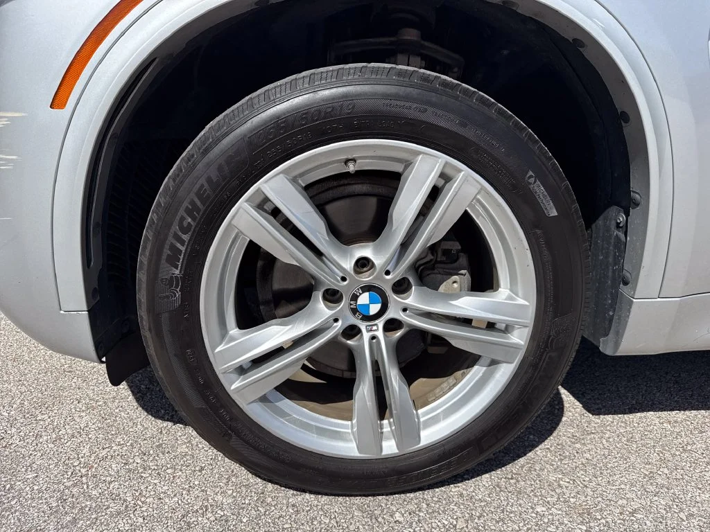 Used 2016 Silver BMW xDrive35i image 9