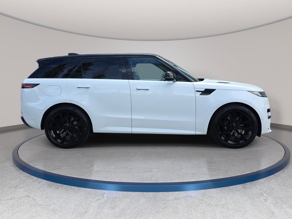 New 2026 Beige Land Rover Dynamic SE image 6