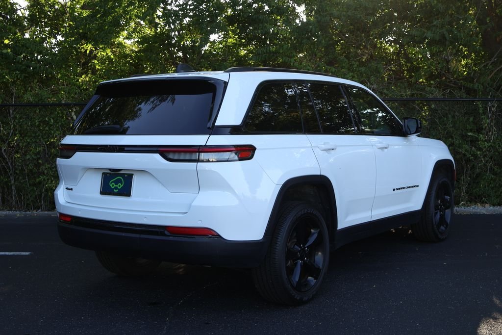 2023 Jeep Grand Cherokee Altitude - Photo 10
