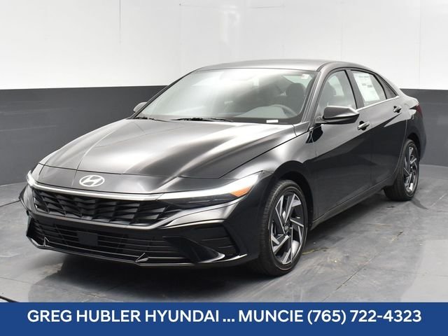 Used 2025 Black Hyundai SEL Convenience image 16