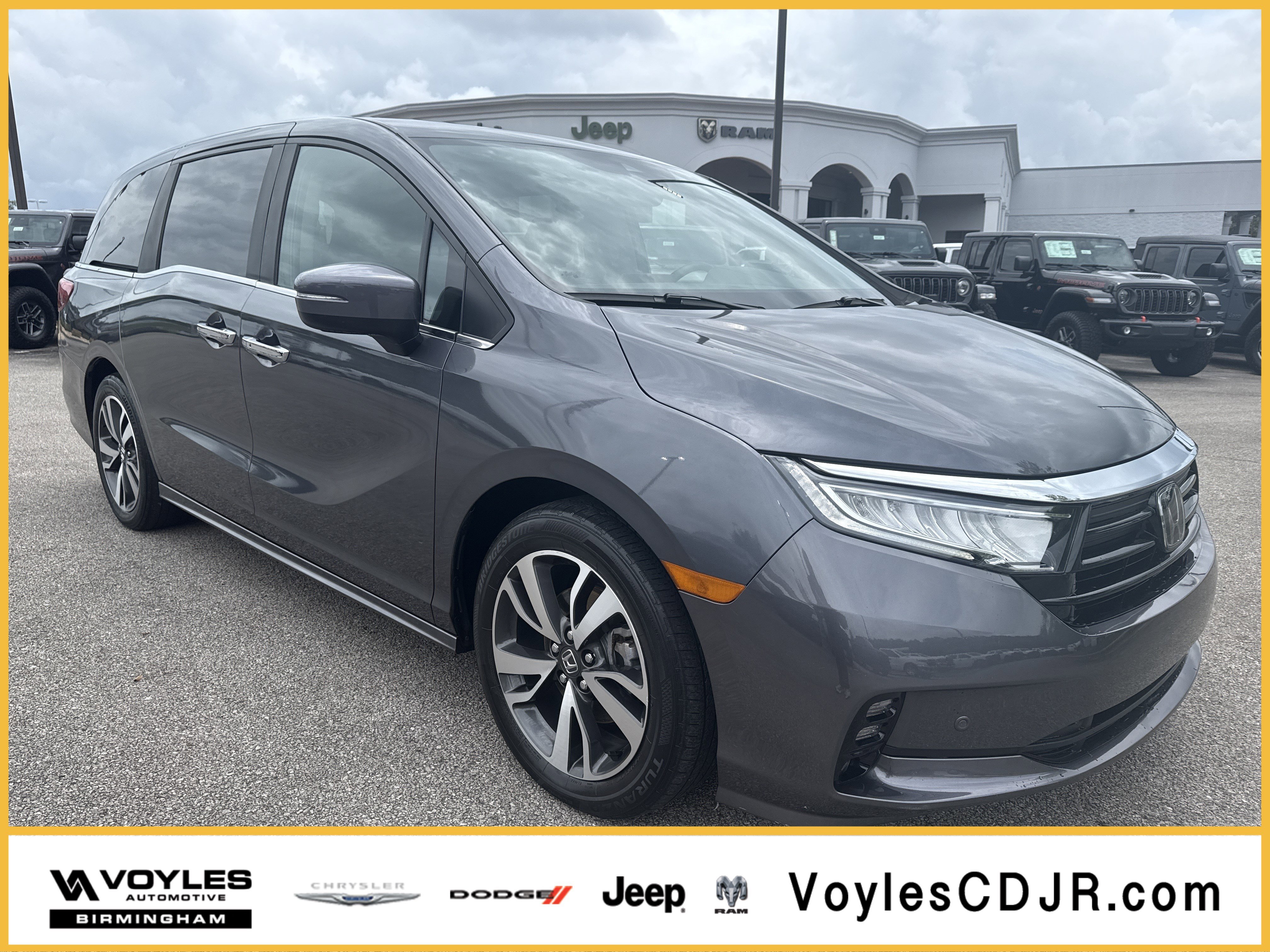 2024 Honda Odyssey Touring's photo