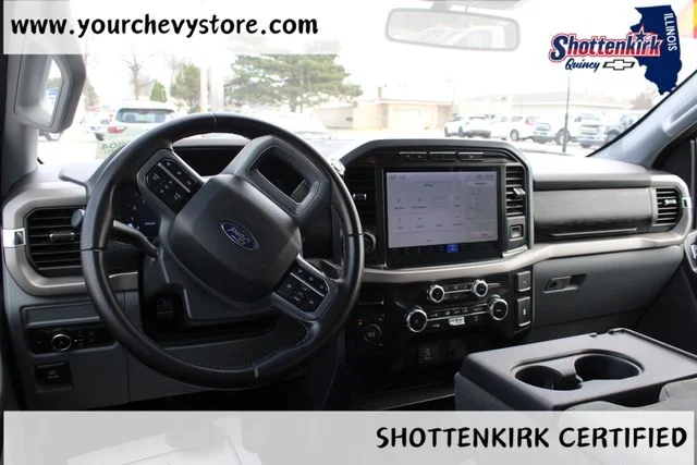 Used 2024 Gray Ford XLT image 12