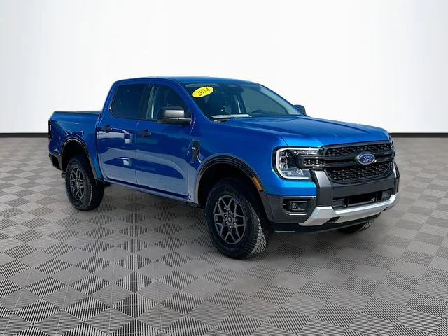Used 2024 Blue Ford XLT image 3