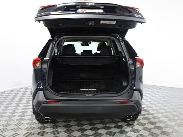 Used 2022 Blueprint Toyota XLE Premium image 17