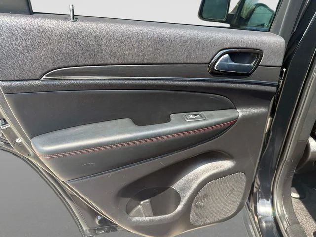 Used 2021 Black Jeep Trailhawk image 14