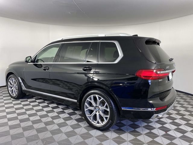 Used 2020 Black BMW xDrive40i image 6