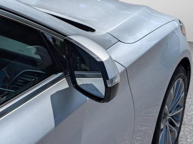 Used 2017 Silver Genesis 3.8 image 41