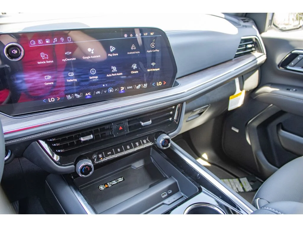 2026 Chevrolet Suburban Premier - Photo 47