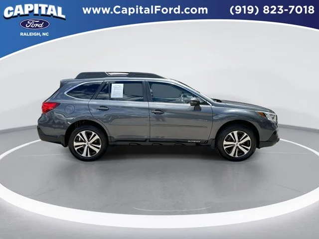 Used 2018 Gray Subaru 2.5i image 9