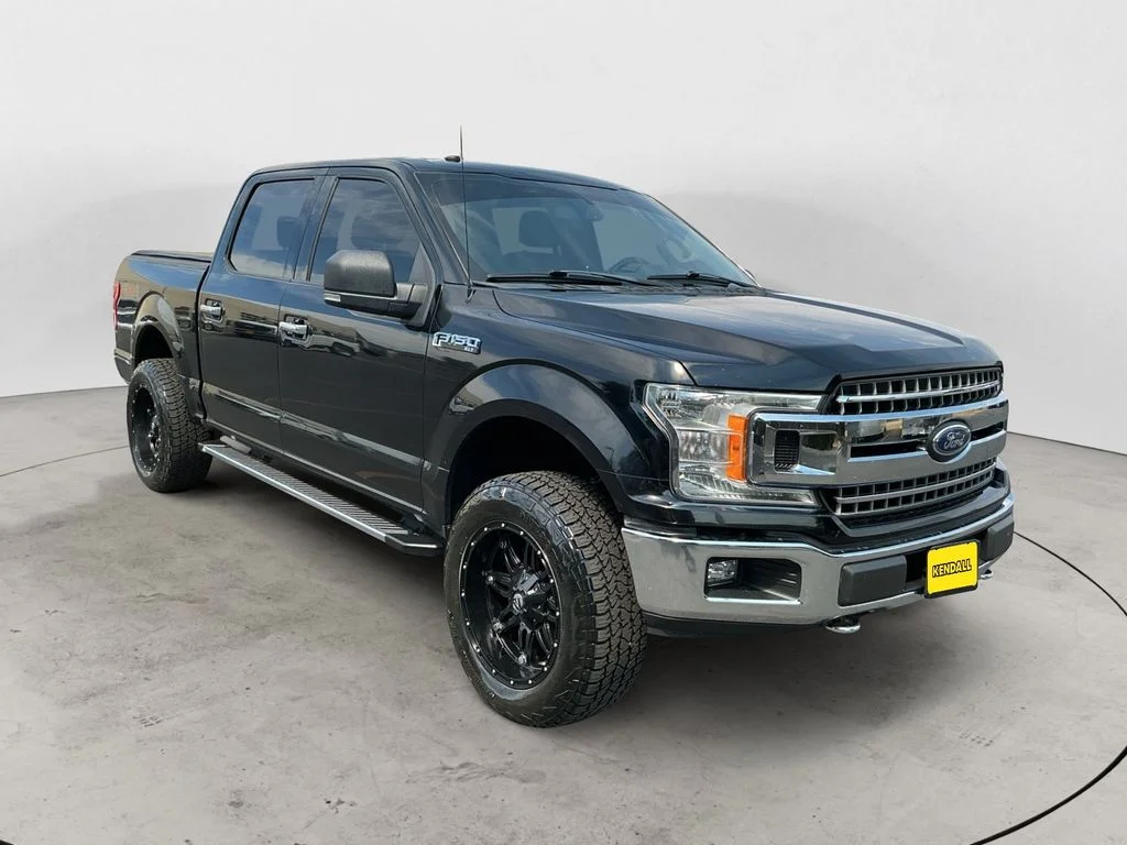 Used 2018 Black Ford XLT image 5