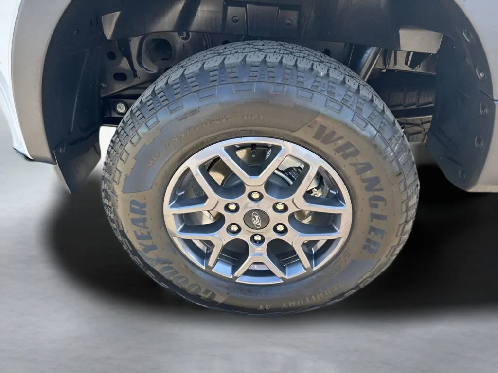 Used 2025 White Ford XLT image 29