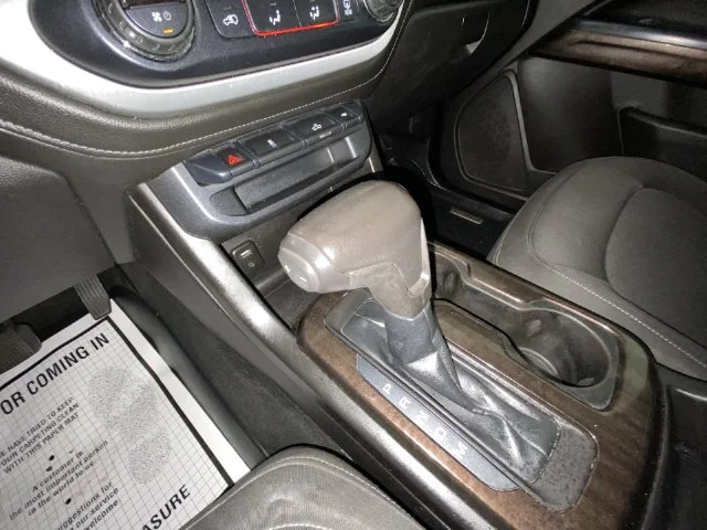 Used 2016 Silver GMC SLE1 image 19
