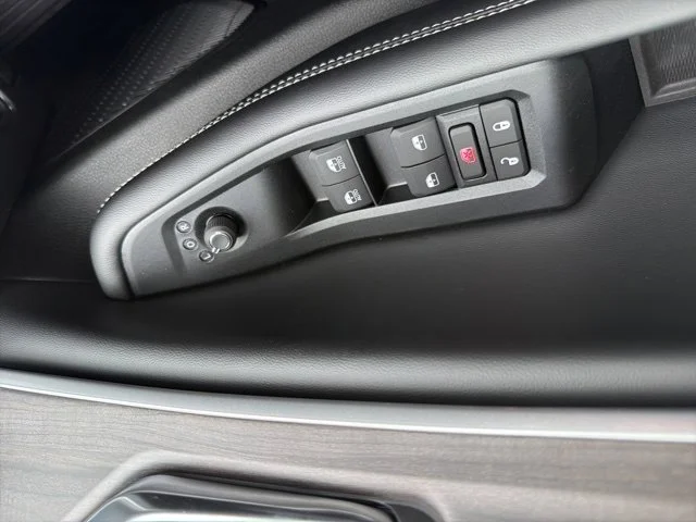 New 2026 White Jeep Altitude image 23