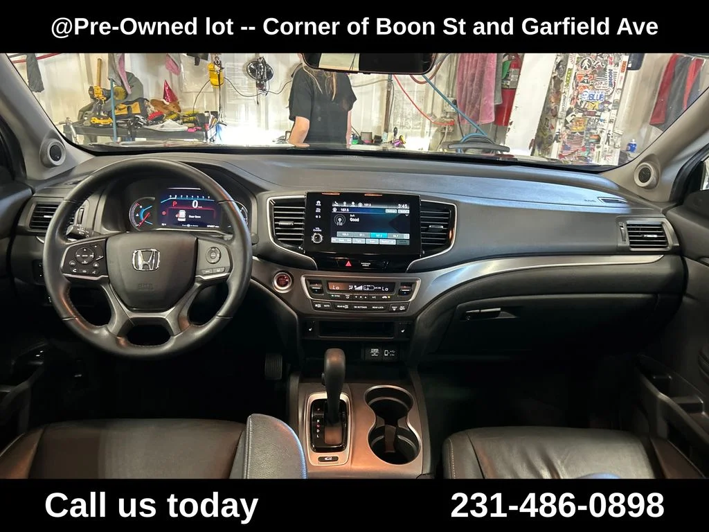 Used 2020  Honda EX-L image 17
