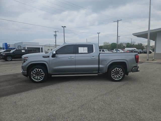 Used 2024 Silver GMC Denali Ultimate image 9