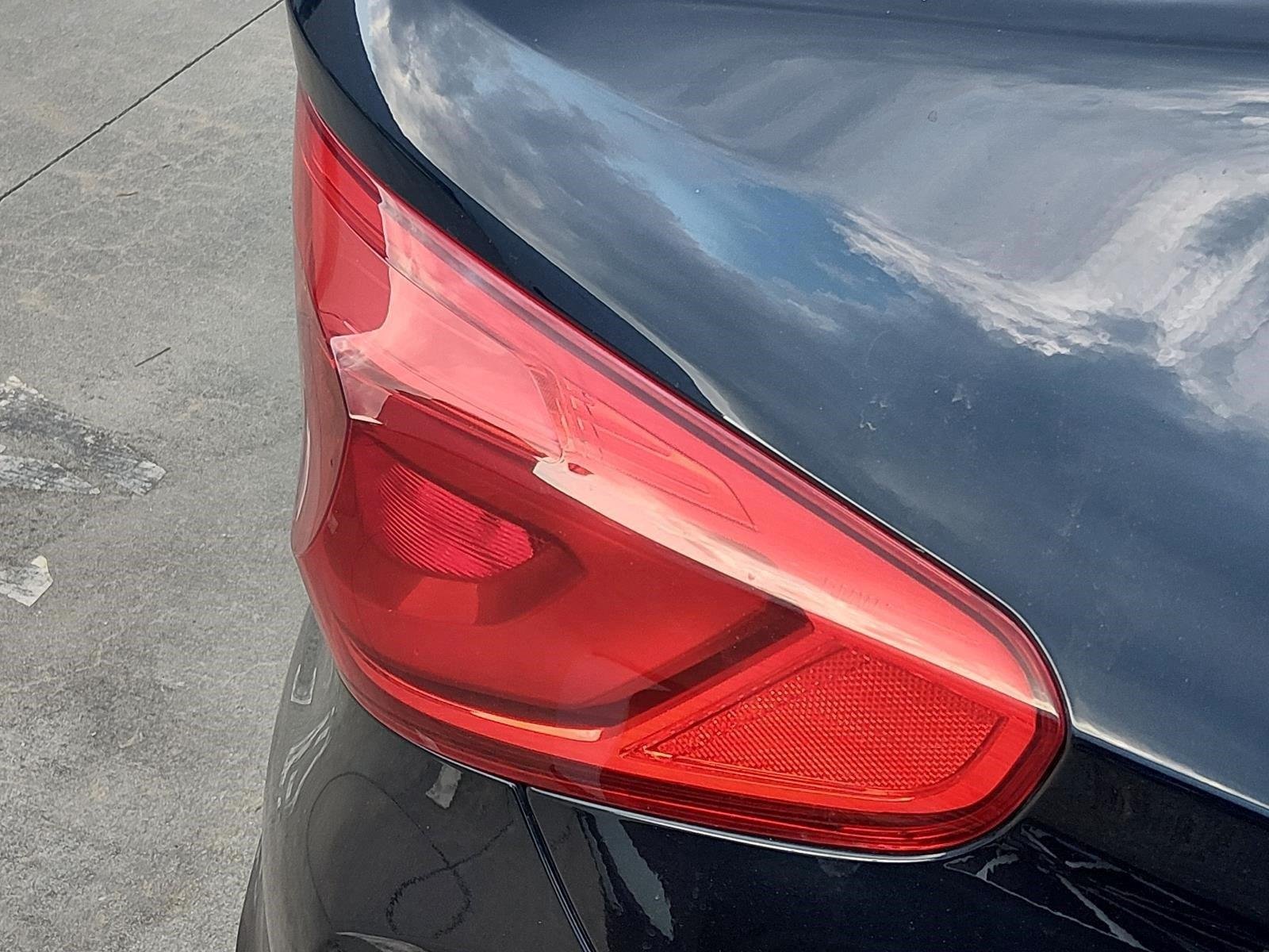 Used 2019 Carbon Black Metallic BMW 540i image 25
