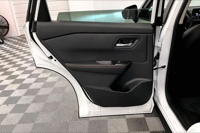 New 2026 Everest White Pearl Tricoat Nissan Rock Creek image 29
