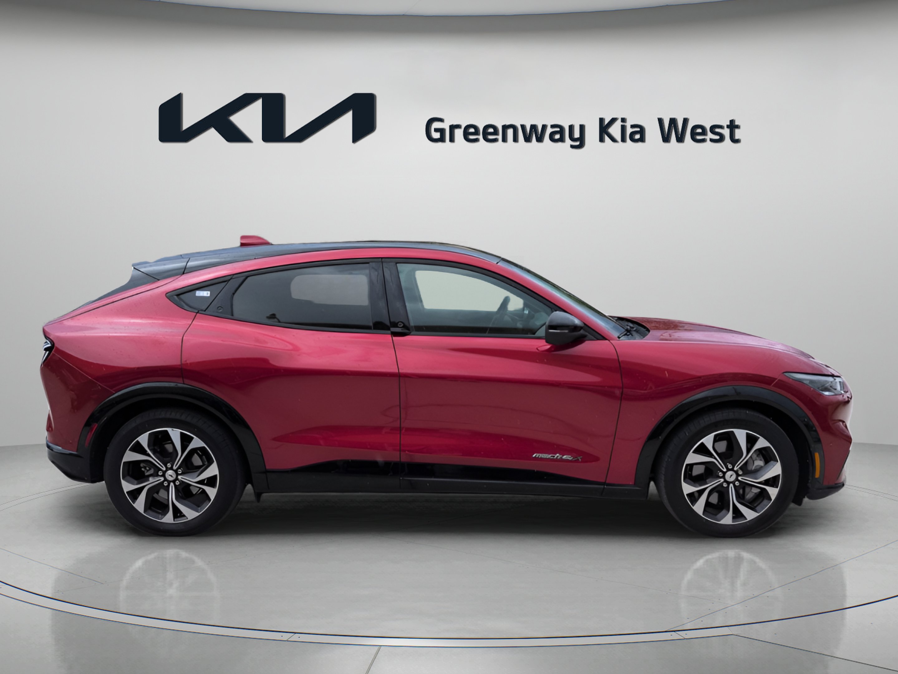 Used 2022 Red Metallic Ford Premium image 9