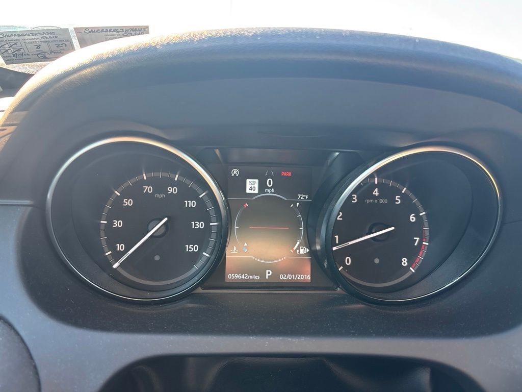 Used 2018  Land Rover HSE image 9