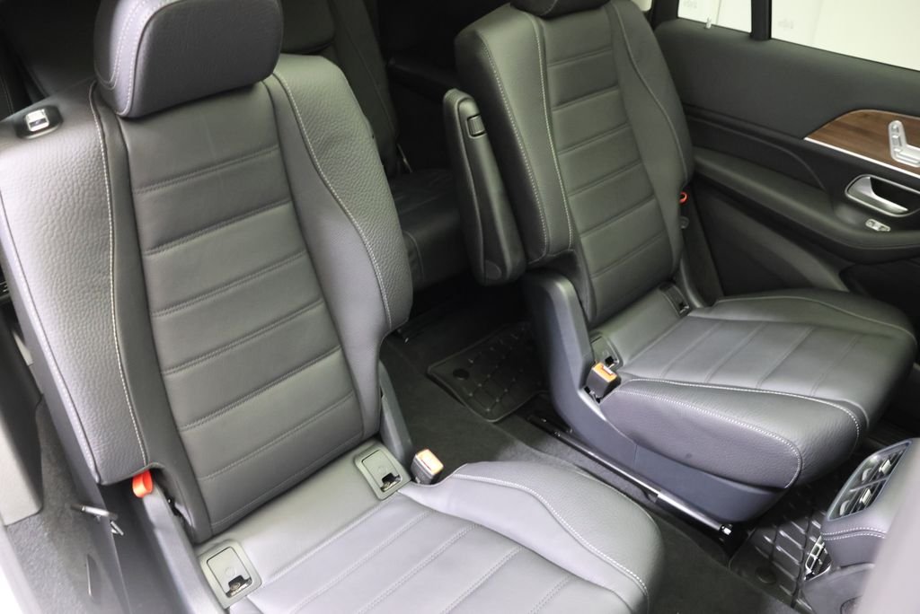 New 2026 Polar White Mercedes-Benz GLS 450 image 56