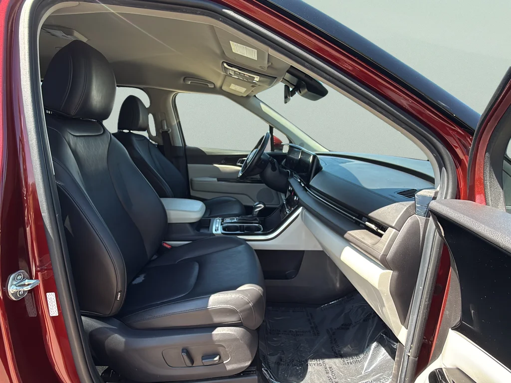 Used 2023 Flare Red Kia SX image 22