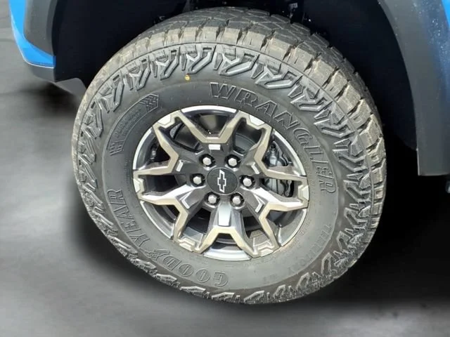 New 2026 Reef Blue Metallic Chevrolet ZR2 image 15
