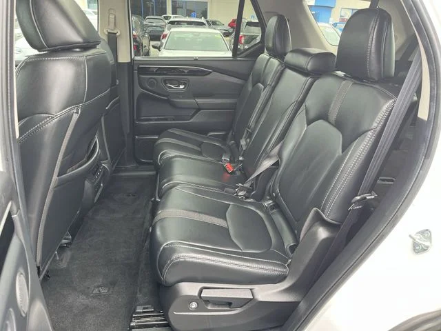 Used 2025  Honda Touring image 26