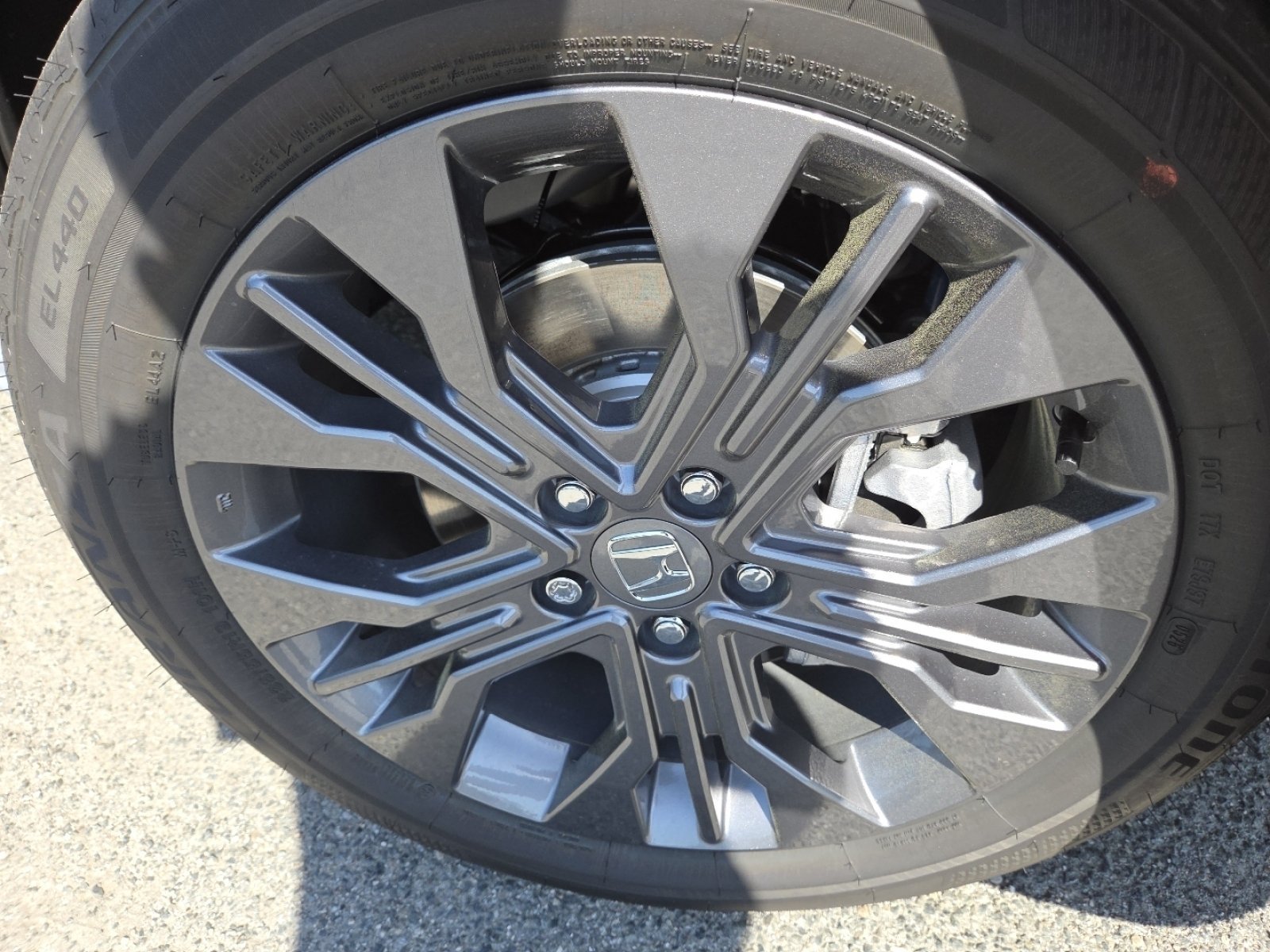 New 2026 Sonic Gray Pearl Honda Touring image 3