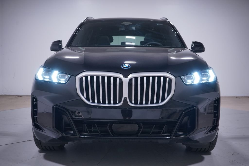 Used 2026 Black Sapphire Metallic BMW xDrive50e image 4