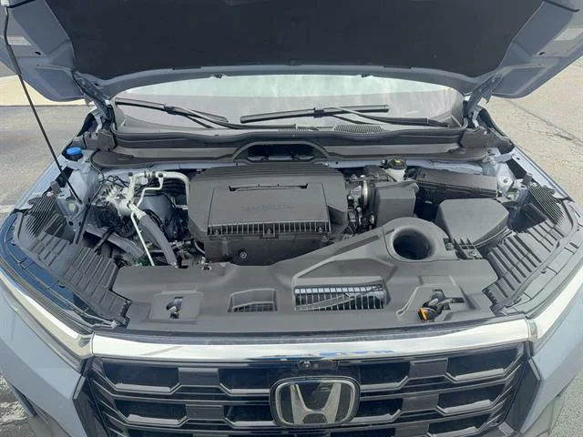 New 2026 Sonic Gray Pearl Honda Touring Blackout image 16