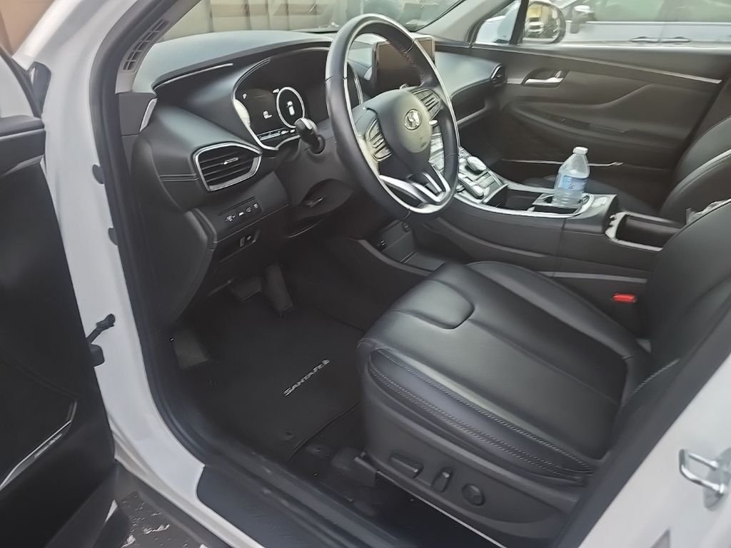 Used 2023 White Hyundai SEL image 9