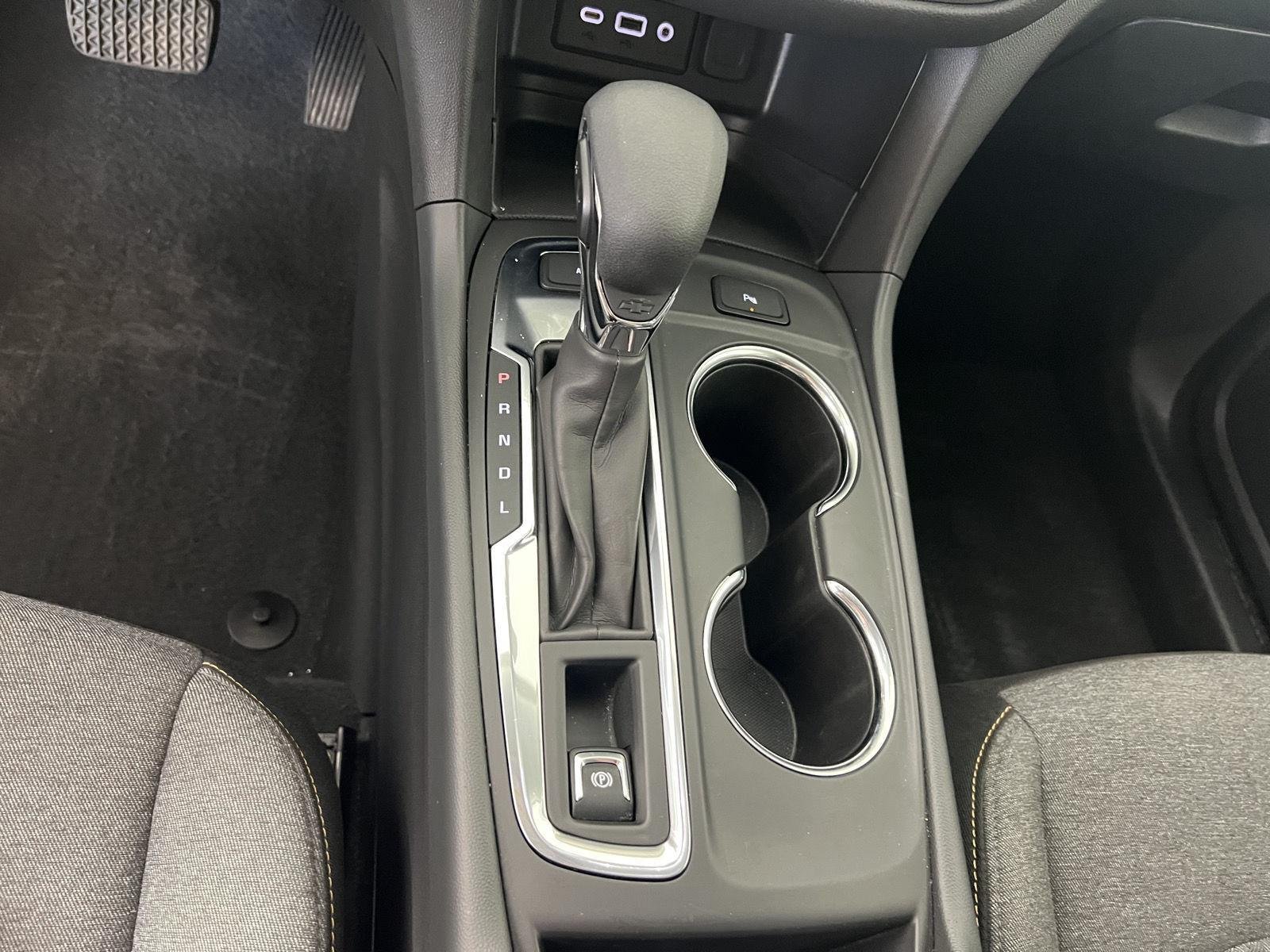 Used 2024 Sterling Gray Metallic Chevrolet LT image 17