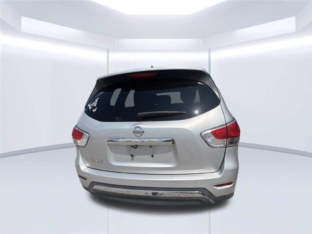 Used 2015 Silver Nissan S image 6