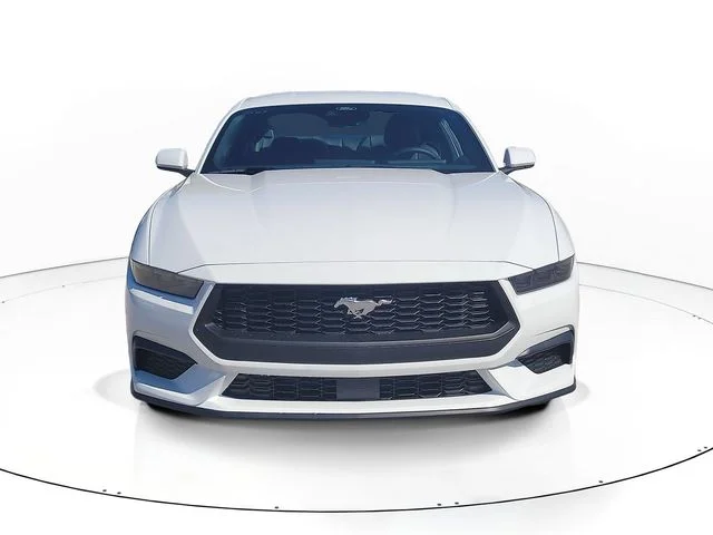 New 2026 Oxford White Ford EcoBoost Premium image 2