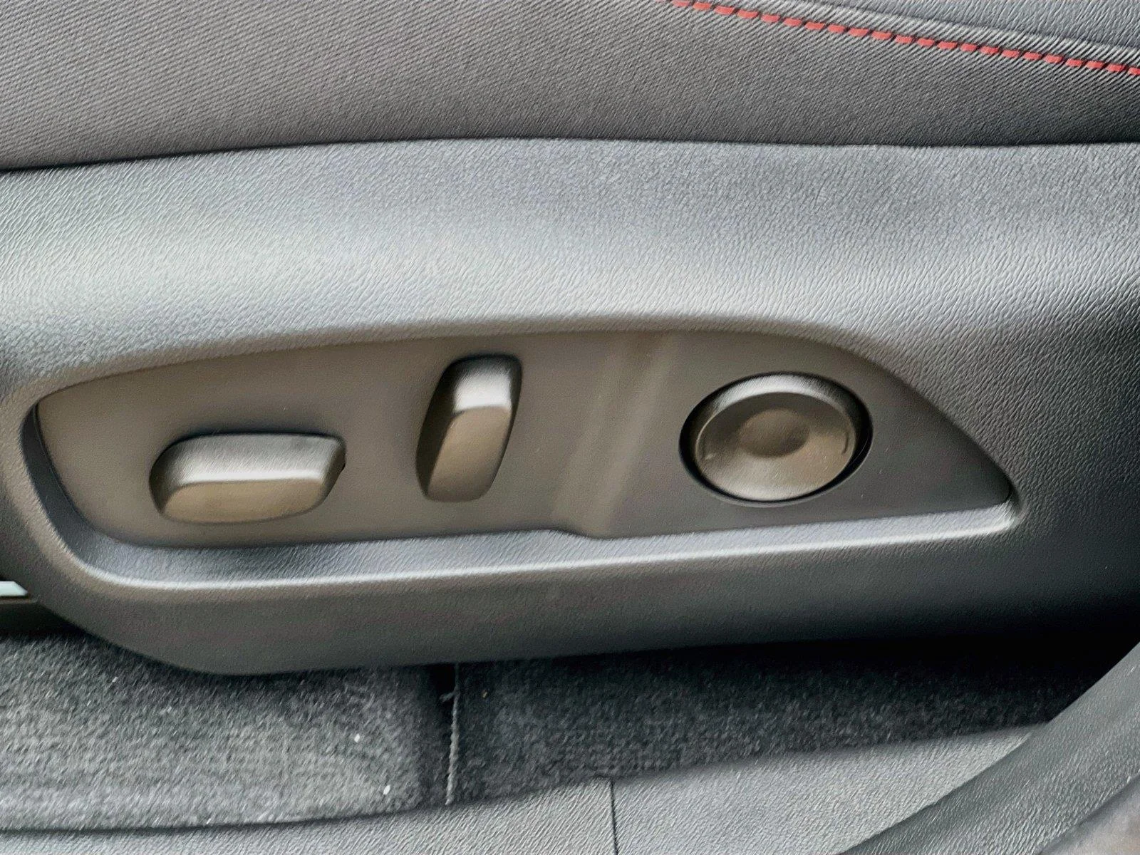 2027 Chevrolet Equinox RS - Photo 22