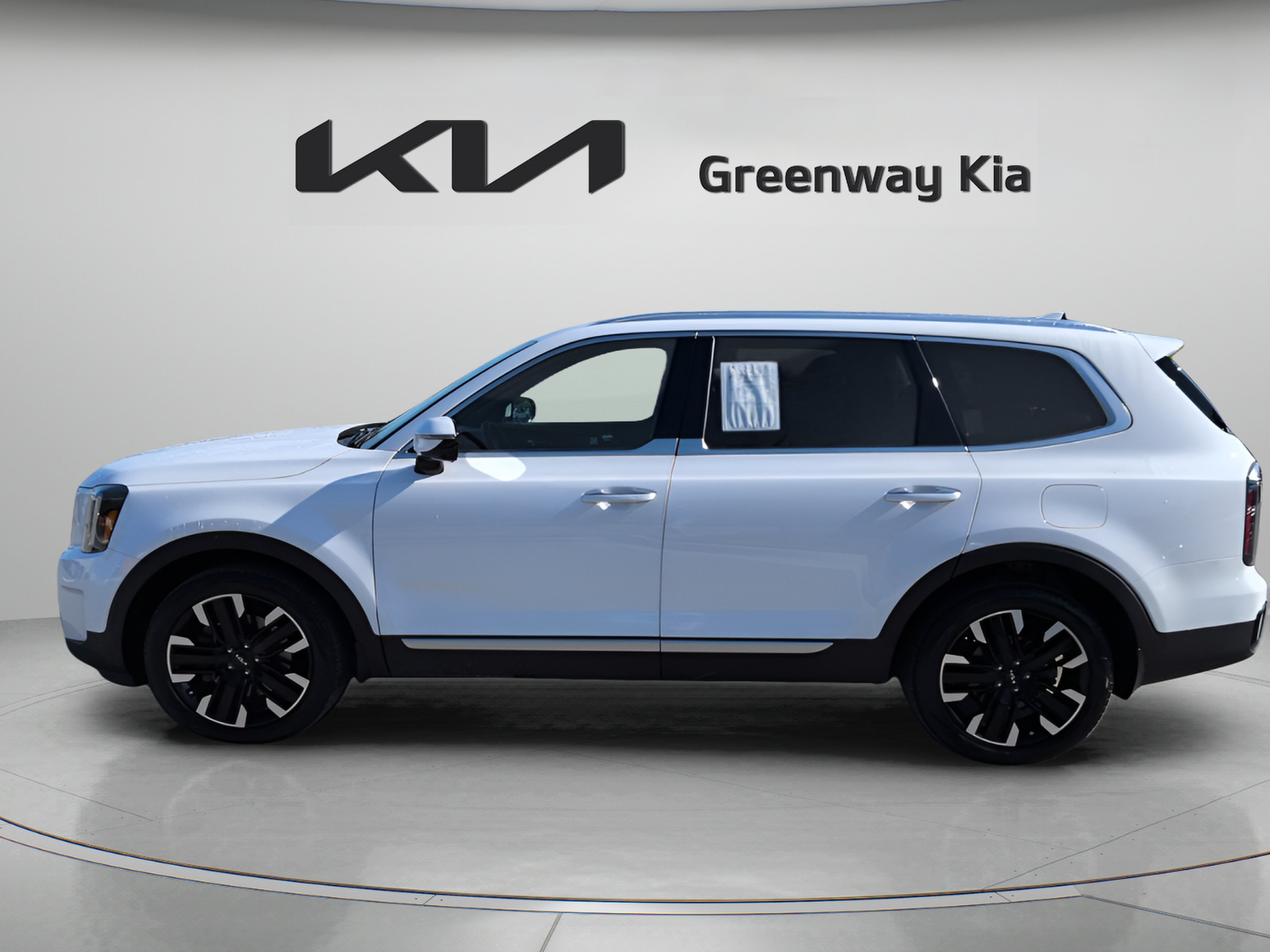 Certified Used 2023 Glacial White Pearl Kia SX image 5