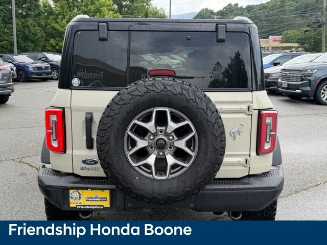 Used 2025 Beige Ford Badlands image 6