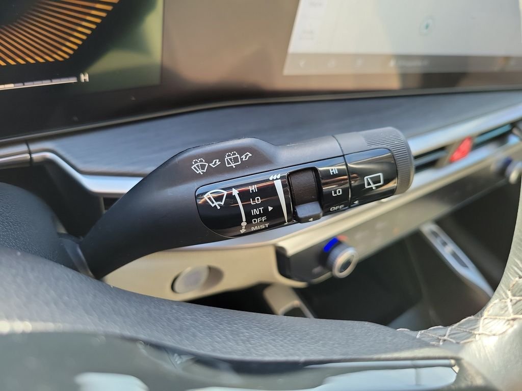 Certified Used 2025 Midnight Lake Blue Kia X-Line EX image 31