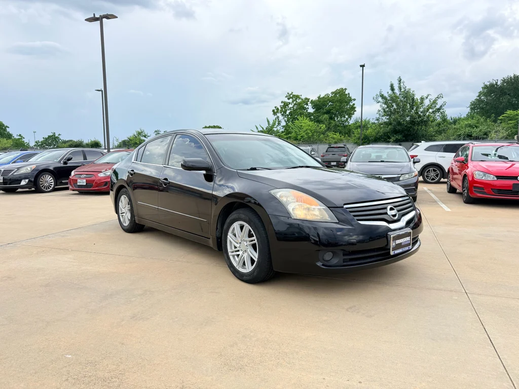 Used 2007 Super Black Nissan 2.5 S image 3