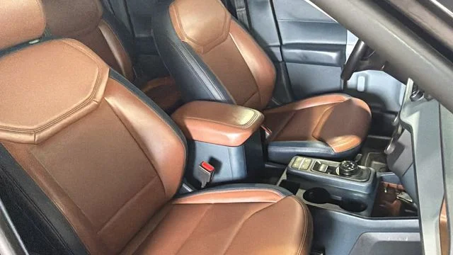 Used 2022 Black Ford Lariat image 11