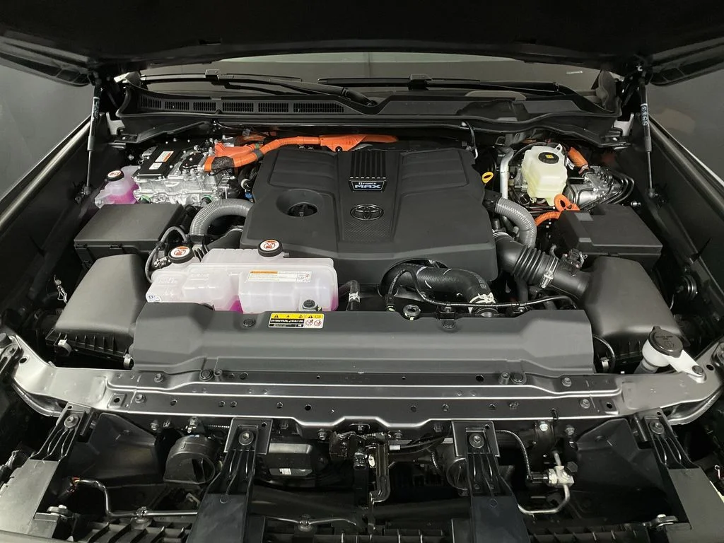 2026 Toyota Tundra Limited - Photo 32