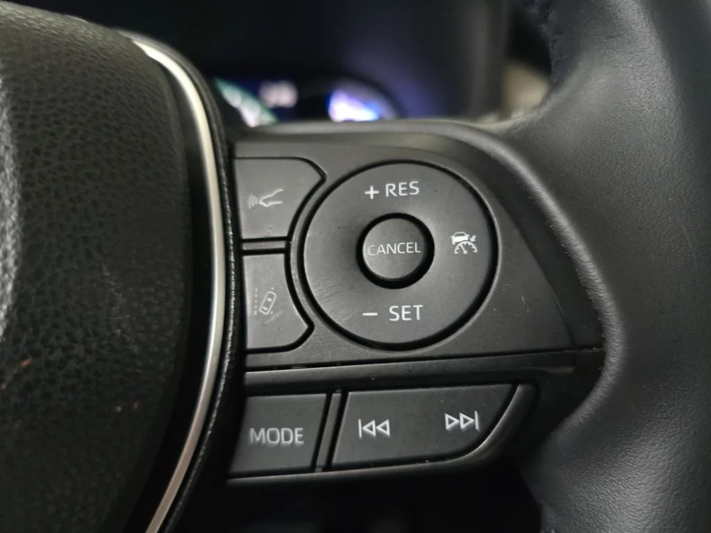 Used 2019 Gray Toyota Limited image 21