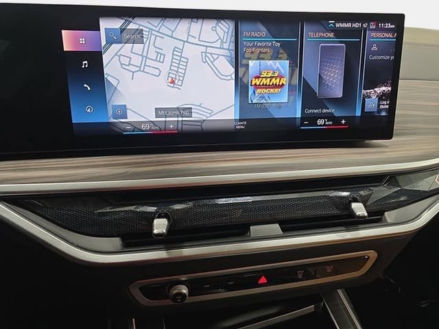 Used 2023 Gray BMW xDrive40i image 19