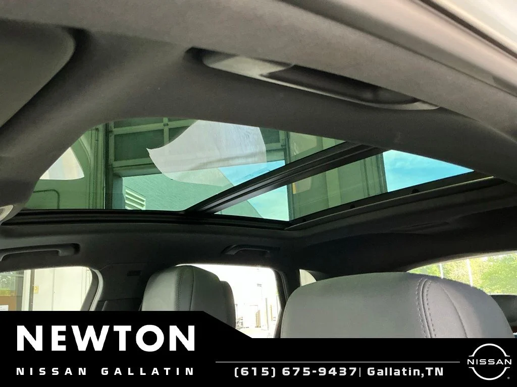 Used 2025 Arkona White Audi Premium image 11