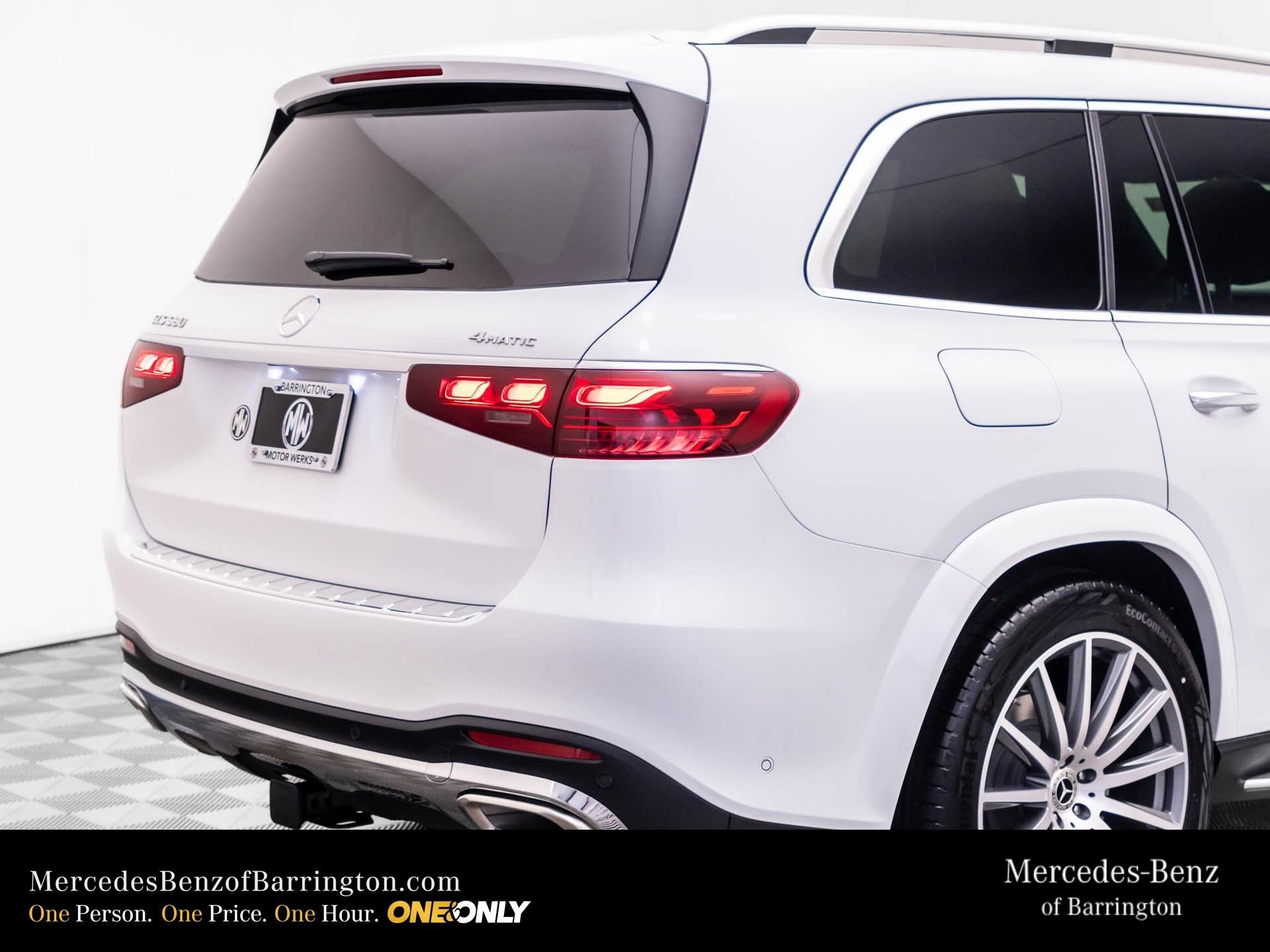 New 2026 MANUFAKTUR Moonlight White Metallic Mercedes-Benz GLS 580 image 79