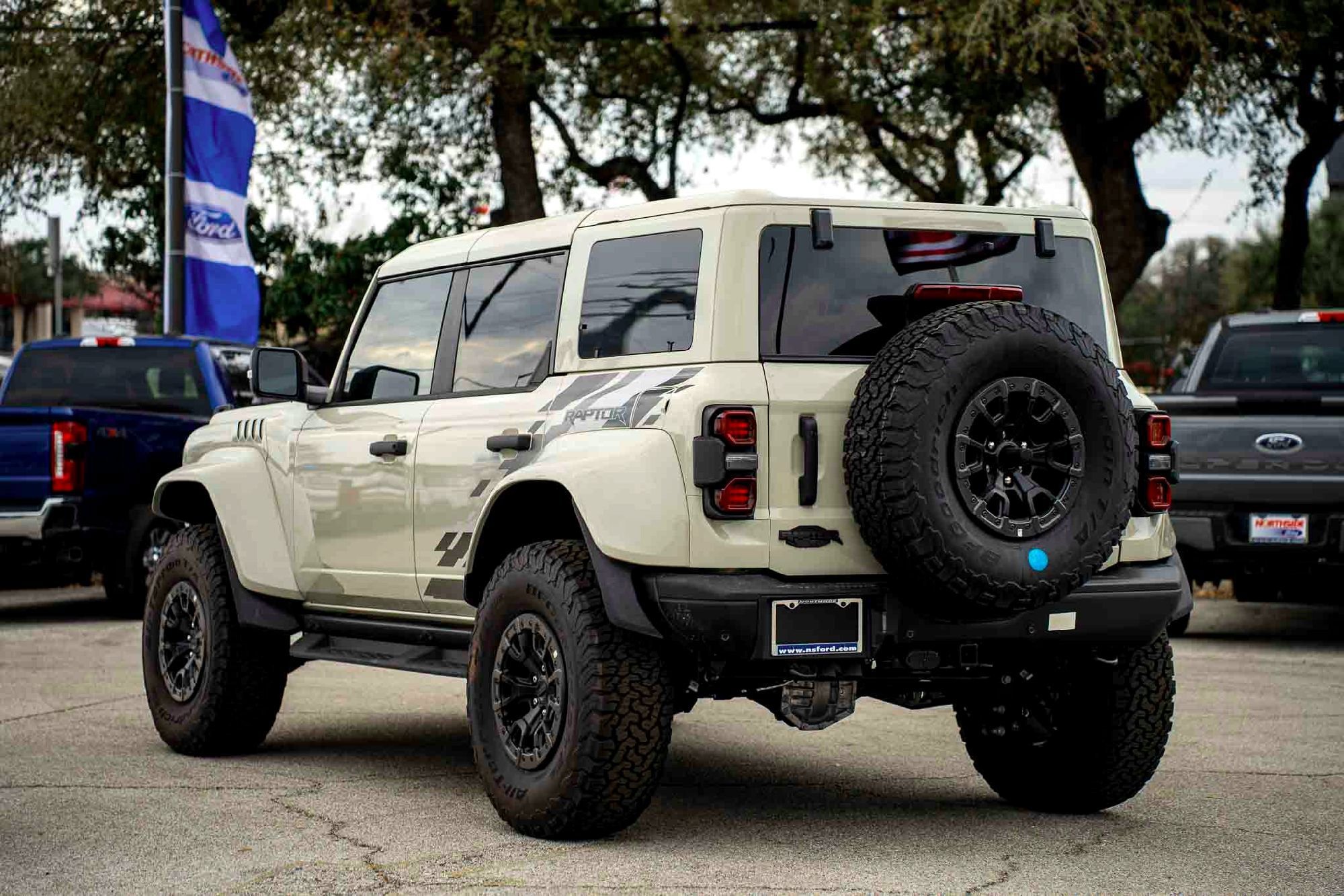 New 2025 Desert Sand Ford Raptor image 5